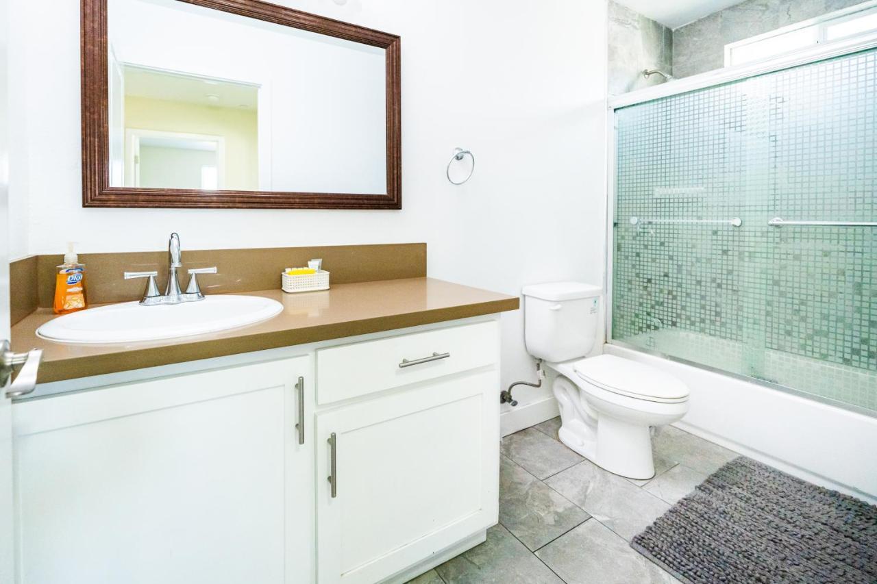 לוס אנג'לס Spacious 5 Bedroom 3 Bath Modern Home By Downtown La With Parking מראה חיצוני תמונה